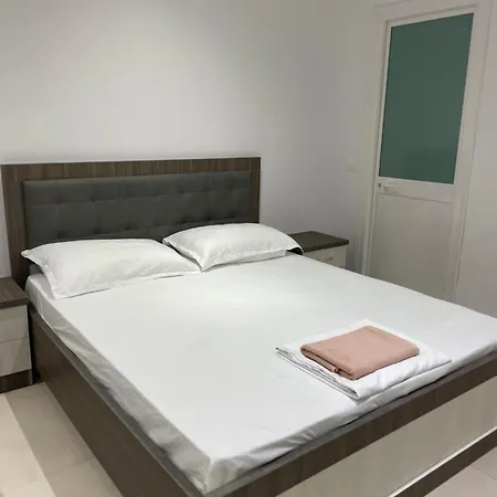 Next Stay Tirana 2 * Tiran